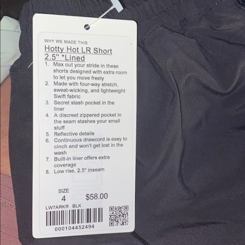 Hotty Hot Shorts 2.5” *Lined, NWT - Picture 4 of 4